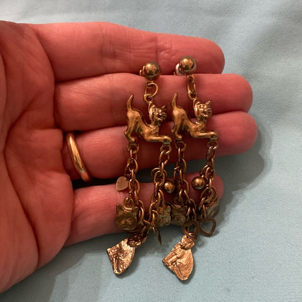 Trifari Vintage Rare Brass Cat Dangle Earrings